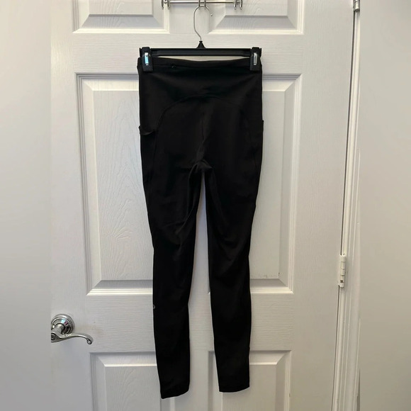 Lululemon Fast and Free black  reflective Tight II 25” sz 4 - Picture 2 of 6
